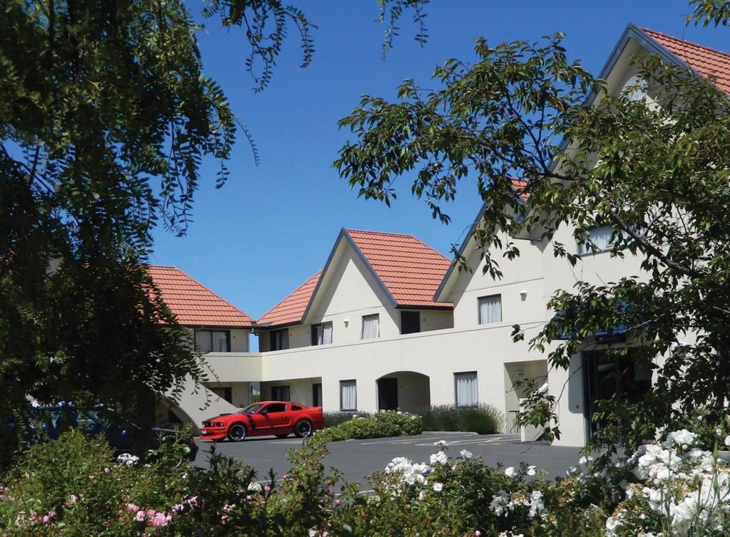 Bella Vista Motel 4*