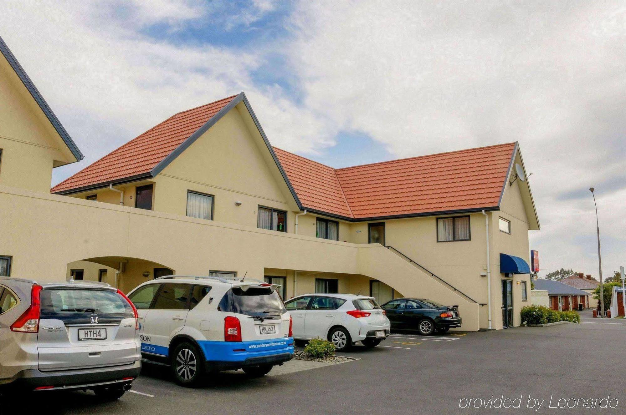 Bella Vista Motel 4*